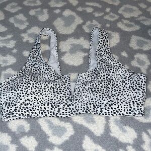 SHEIN size 1XL swim top